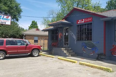 J & J Seafood